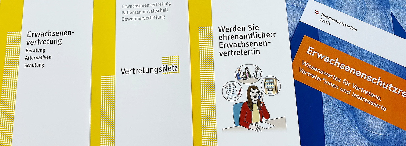 Fotocollage aus Foldern von VertretungsNetz zum Thema Erwachsenenvertretung