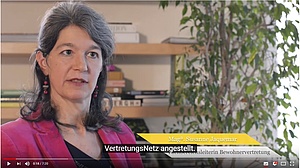 Screenshot BWV Film. Die Fachbereichsleiterin der Bewohnervertretung, Susanne Jaquemar ist zu sehen.